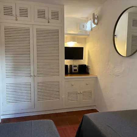 דירה Menorca Les Pieds Dans L'eau ביניבקה